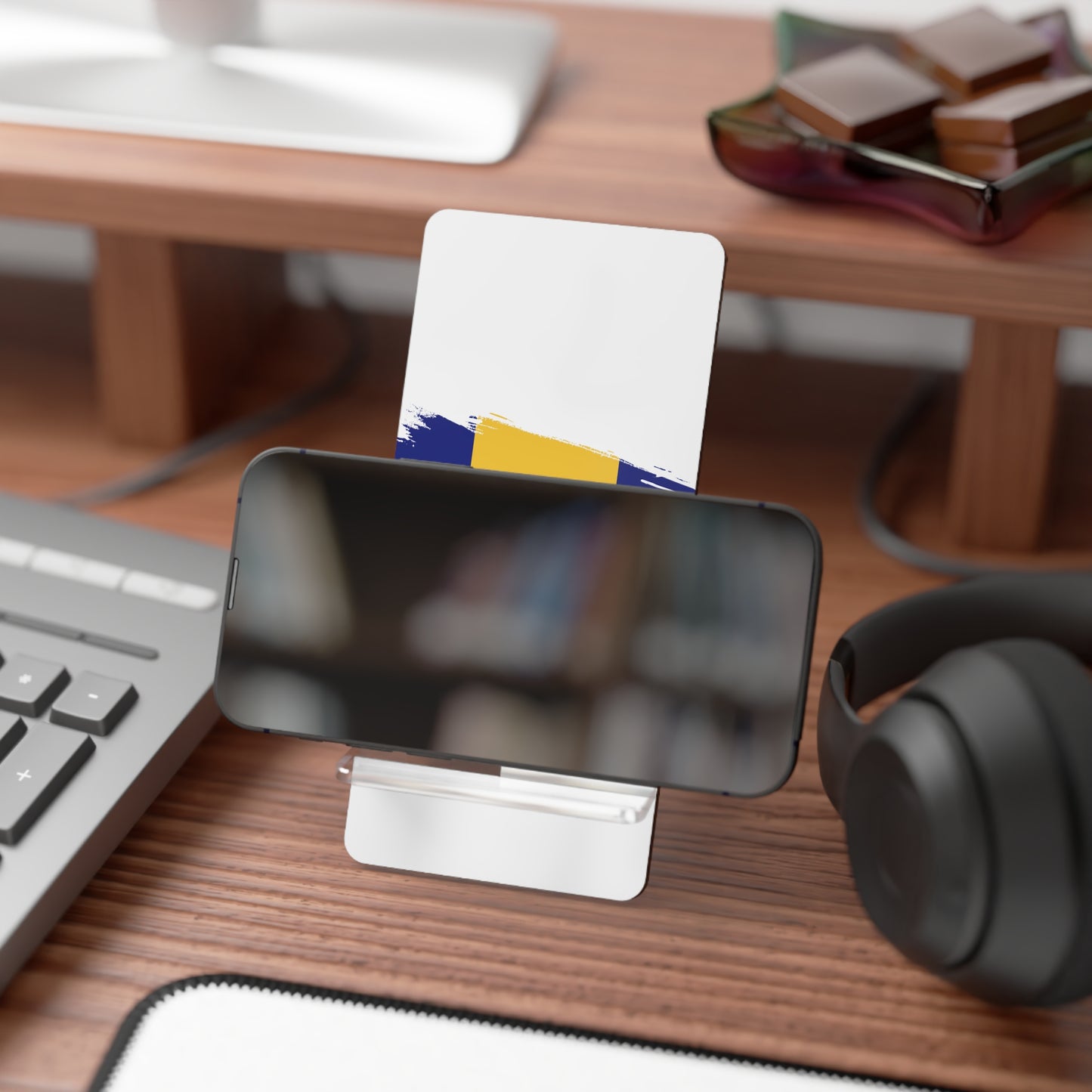 Mobile Display Stand - Barbados