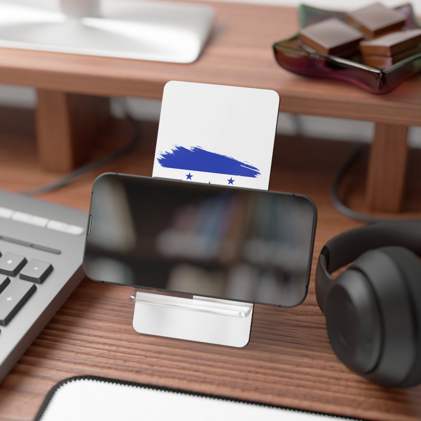 Mobile Display Stand - Honduras